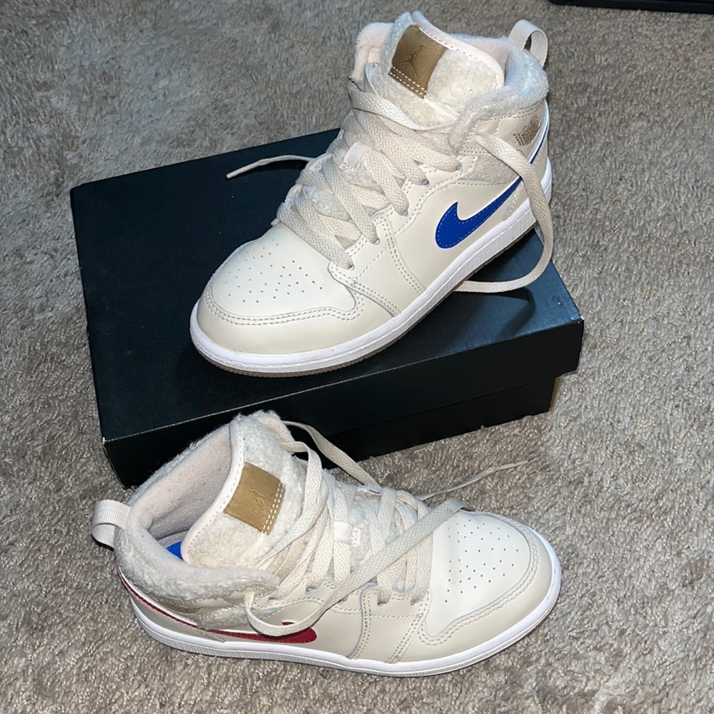 unisex JORDAN 1 YOUTH